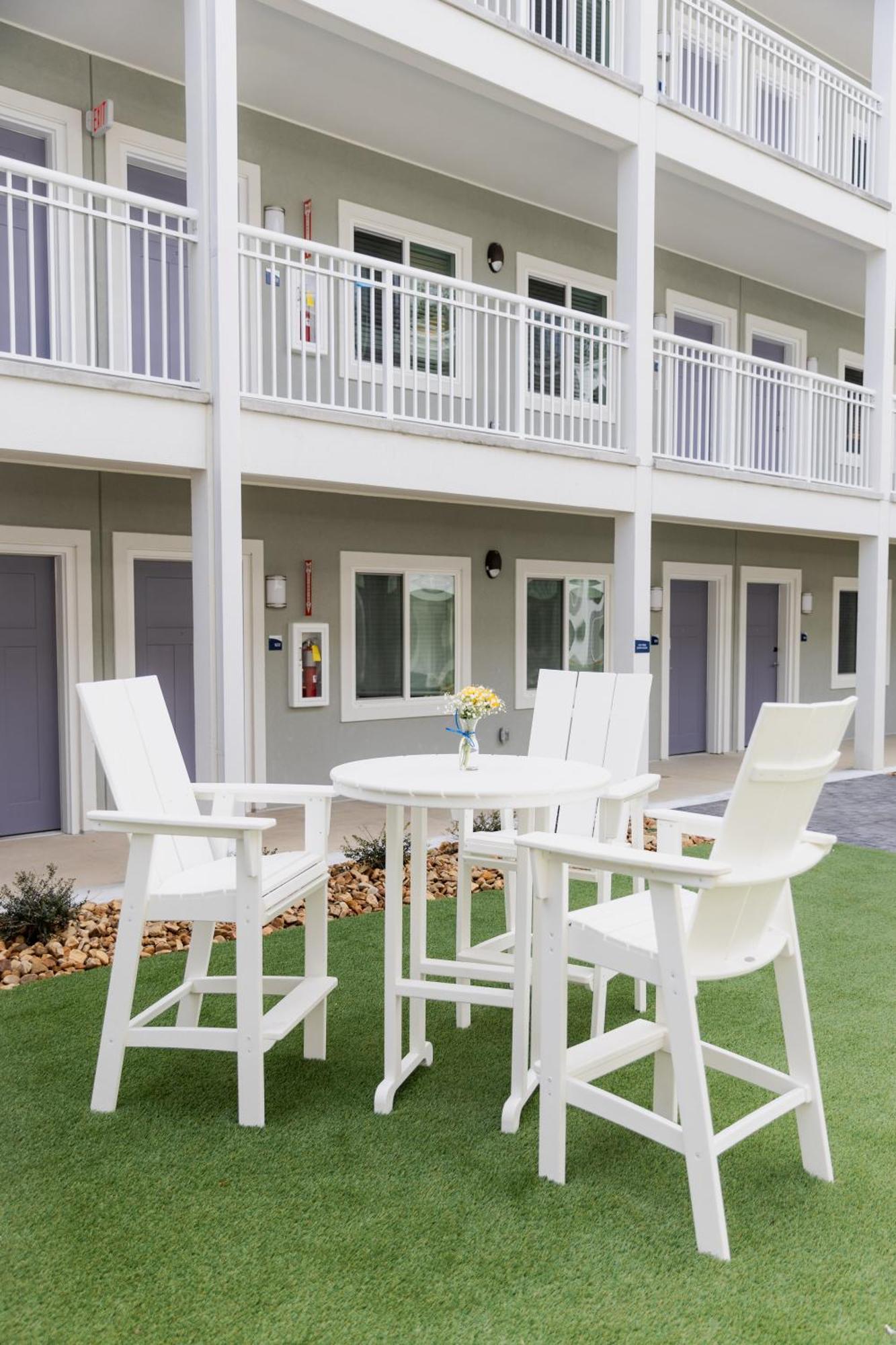 Stayapt Suites San Antonio-Lackland Exterior photo